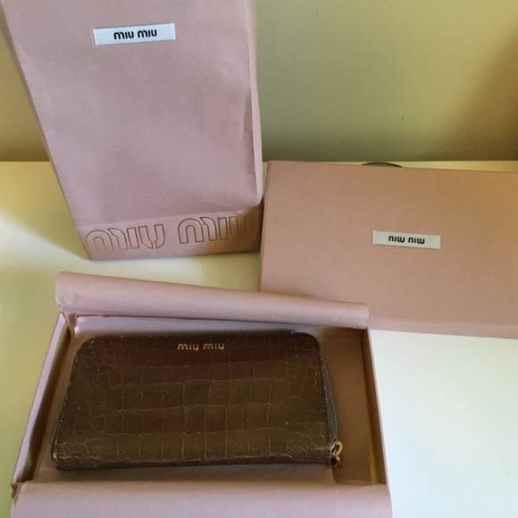 Miu Miu Handbags - Authentic Miu Miu St Cocco Lux Wallet
